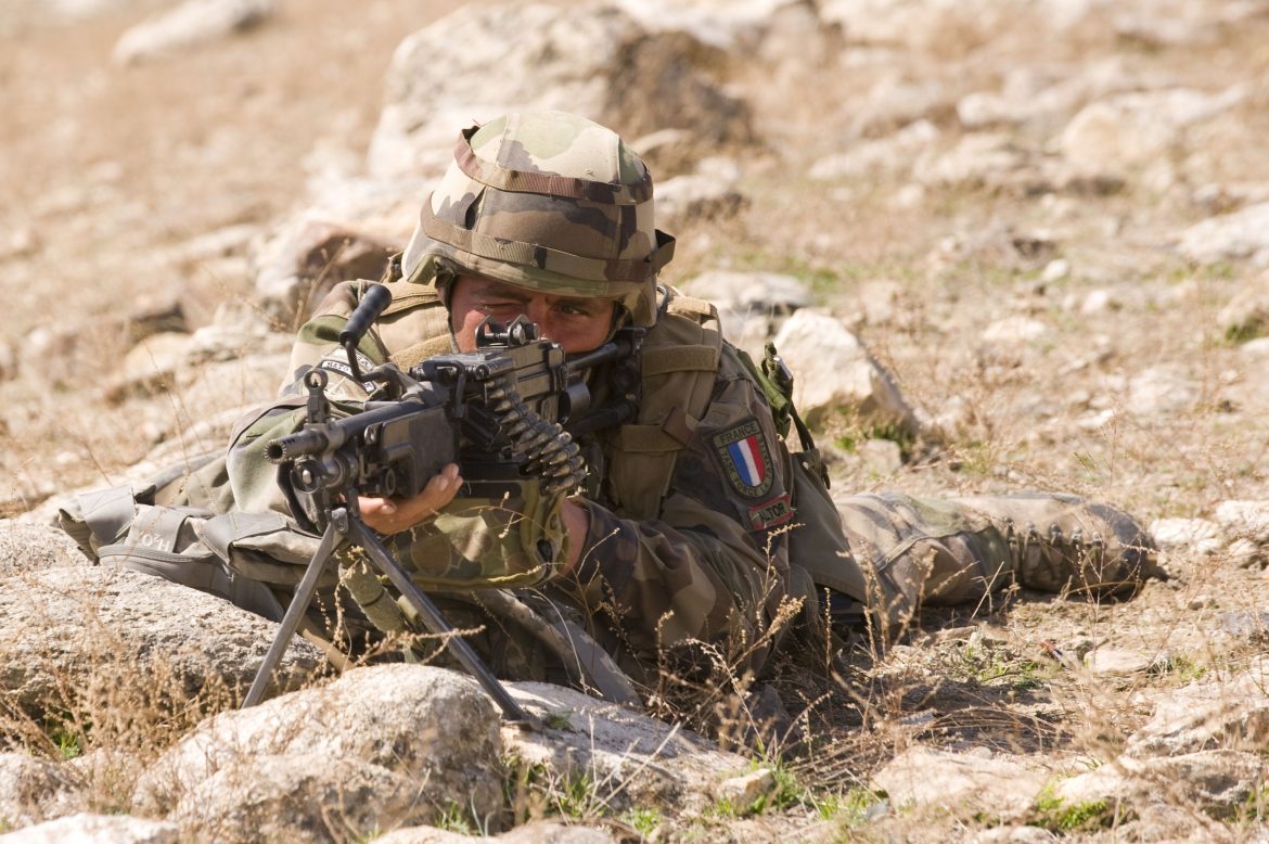 Un désastre silencieux dans les rangs de l’armée française : pourquoi deux tiers des soldats partent avant cinq ans